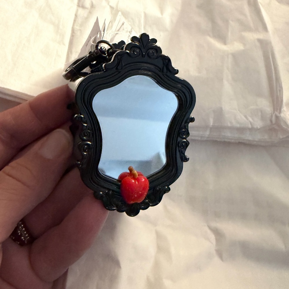 Bath and Body Works  pocket bac holder for Evil Queen